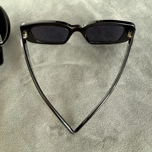 Gucci sunglasses. With box and cloth. Great condition!